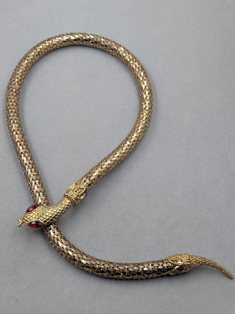 Vintage Mesh Snake Serpent Necklace Gold Red Rhinestone Eyes EUC 0628 - Picture 4 of 8